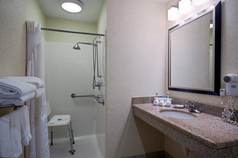 Holiday Inn Express & Suites Salamanca, An Ihg Hotel المظهر الخارجي الصورة