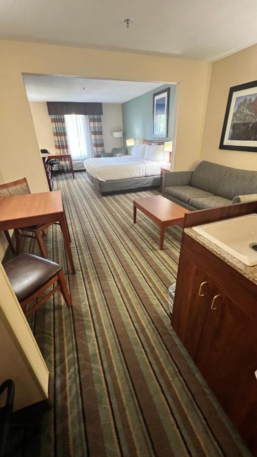 Holiday Inn Express & Suites Salamanca, An Ihg Hotel المظهر الخارجي الصورة
