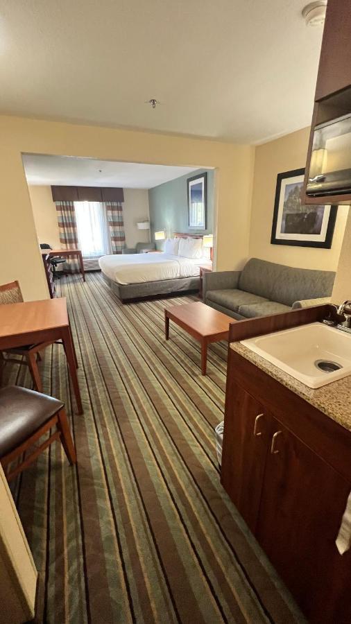 Holiday Inn Express & Suites Salamanca, An Ihg Hotel المظهر الخارجي الصورة